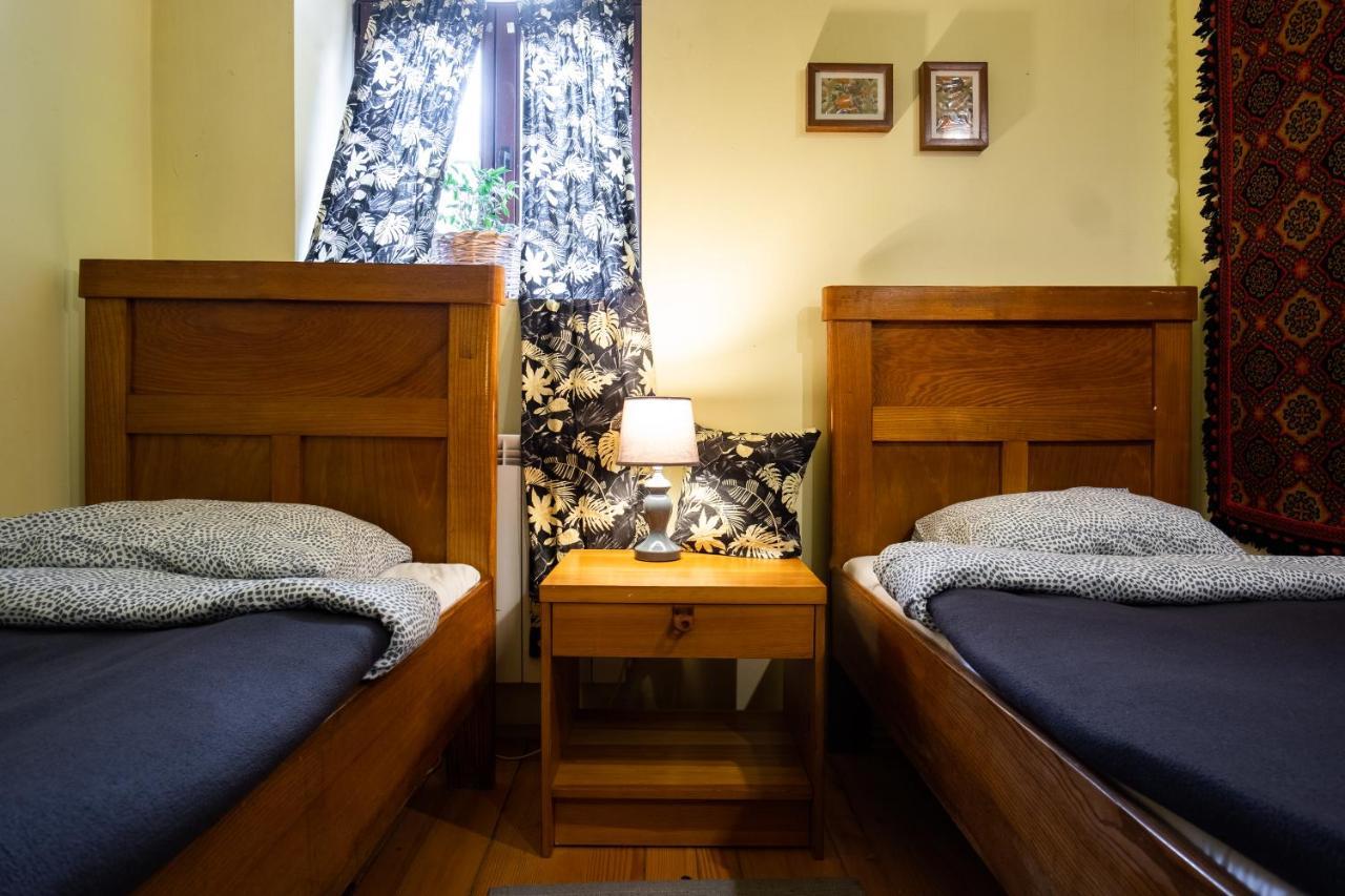 Modryna Ranczo Bed & Breakfast คราซิเจิน ภายนอก รูปภาพ