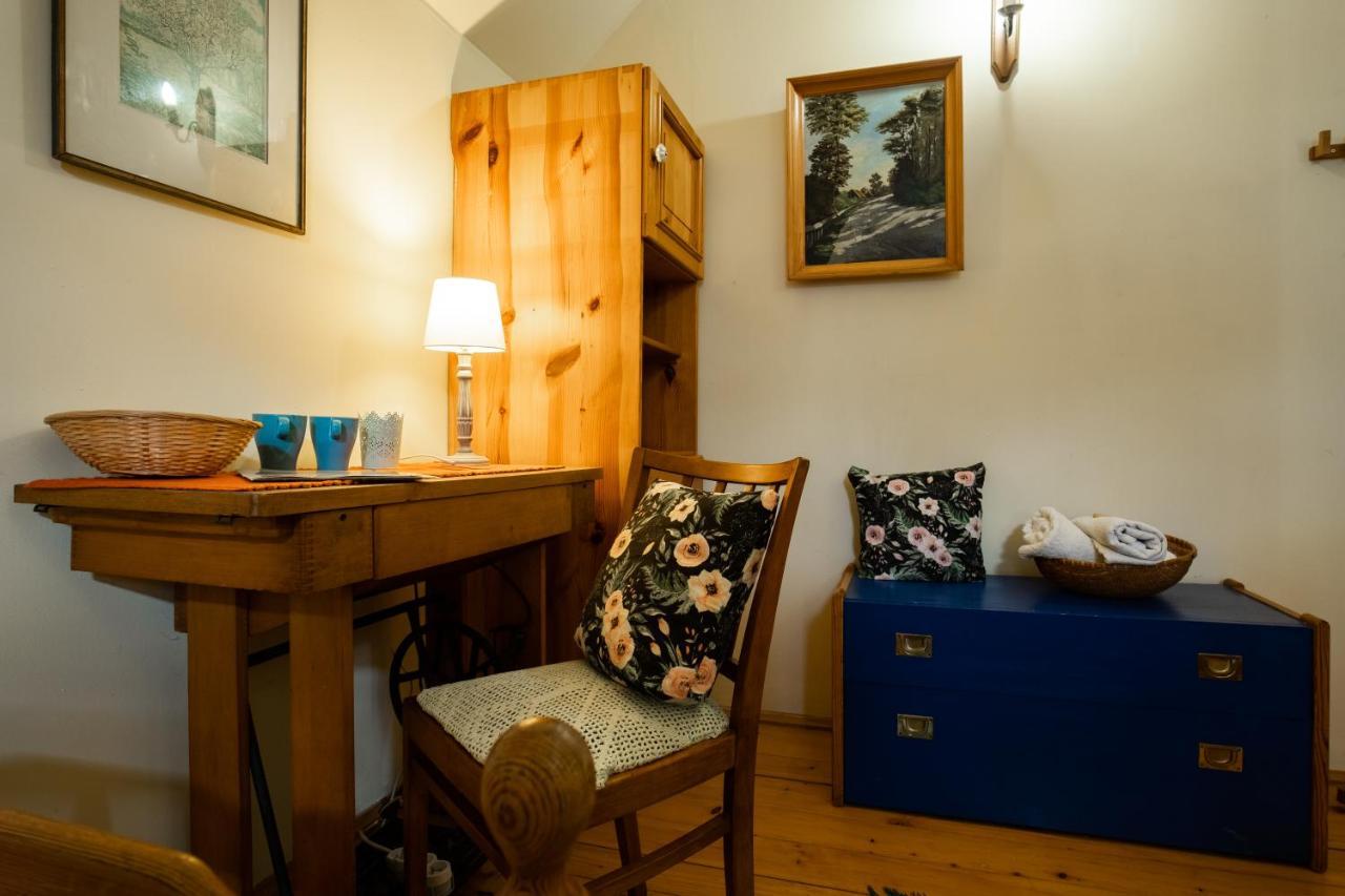 Modryna Ranczo Bed & Breakfast คราซิเจิน ภายนอก รูปภาพ